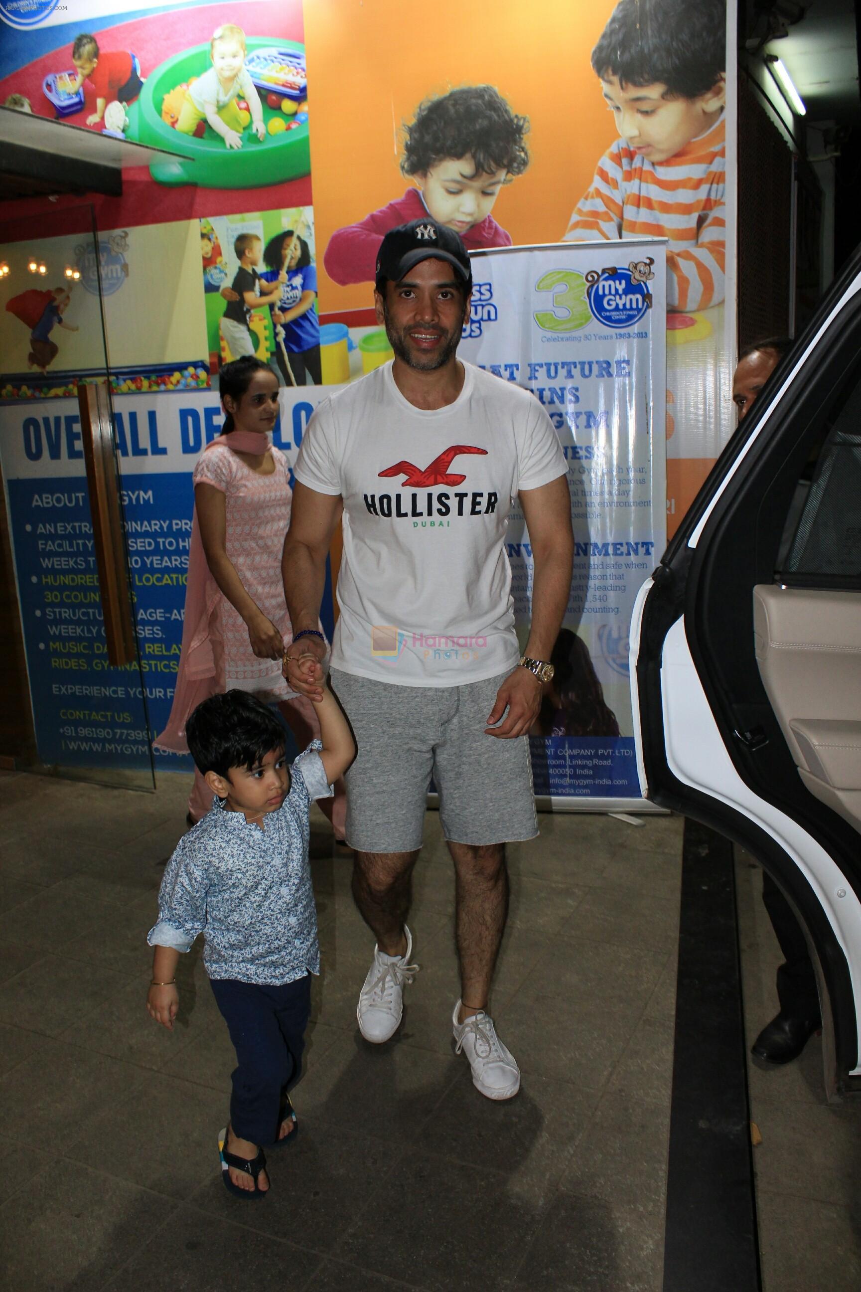 Tusshar Kapoor With Son Lakshya Spotted At Gym In Bandra On 4th April